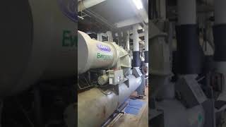 Carrier 400 Ton 19XR Chiller Startup [upl. by Eillime]